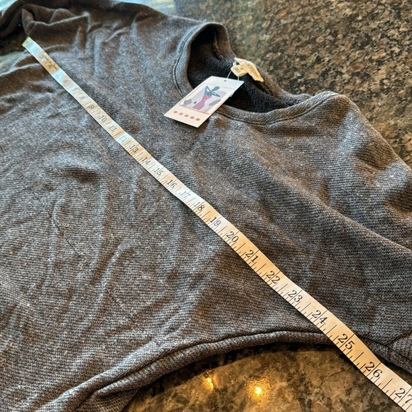 Zenana Outfitters cropped top NWT M - Picture 8 of 11